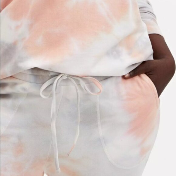 Torrid Everyday Fleece Classic Fit Crop Active Jogger Terry Tie-Dye Coral 3x NWT - Picture 3 of 14